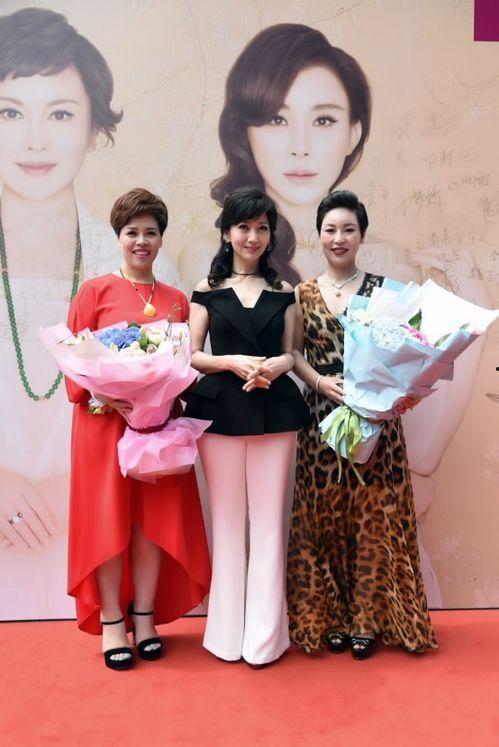 高青莎蔓莉莎最新爆料,揭秘娱乐圈不为人知的秘密！”